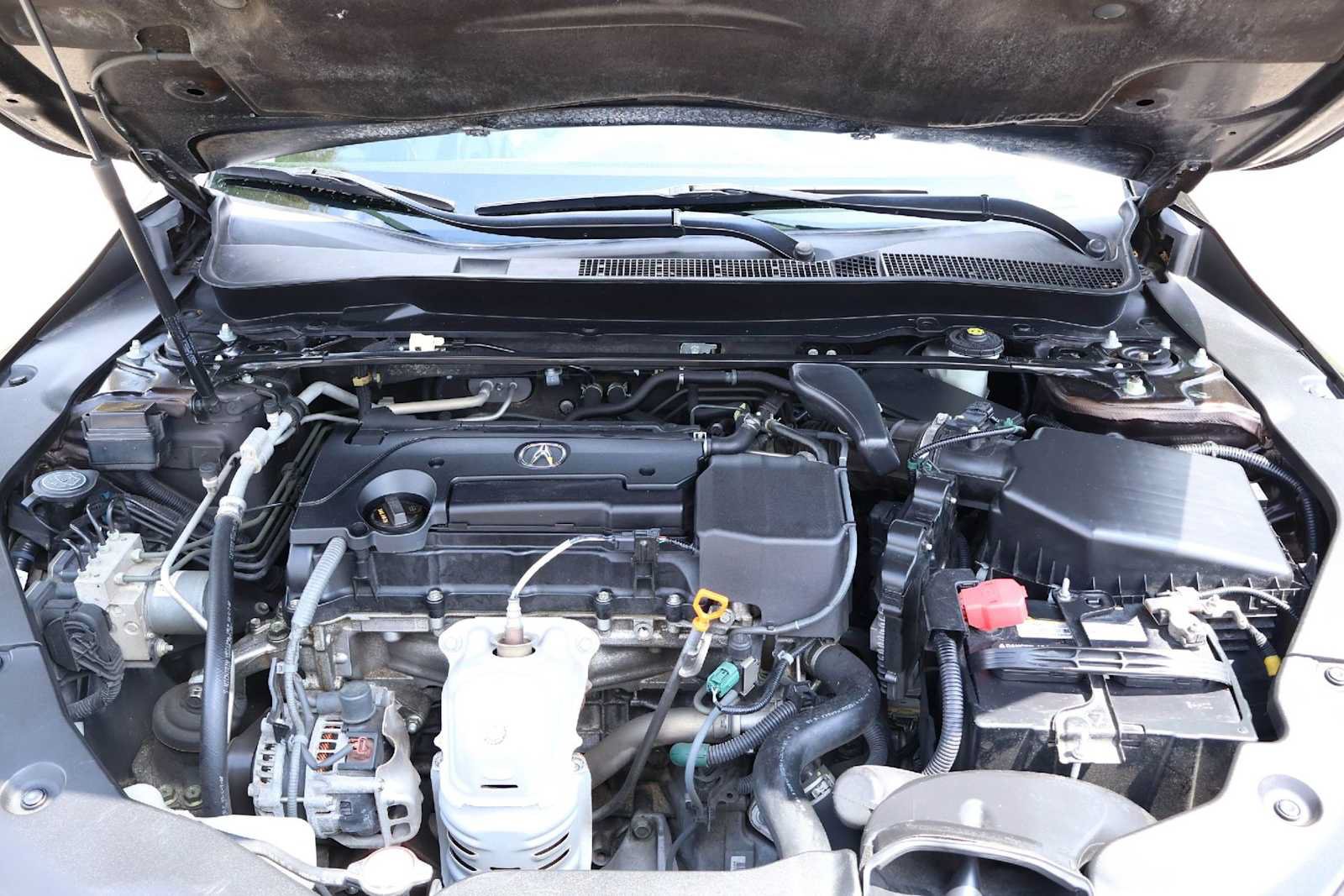 Certified 2016 Acura TLX w/ Technology Package FWD image 9
