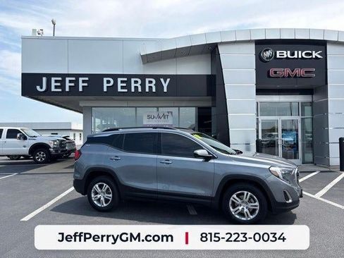 Used 2018 GMC Terrain SLE FWD image 1