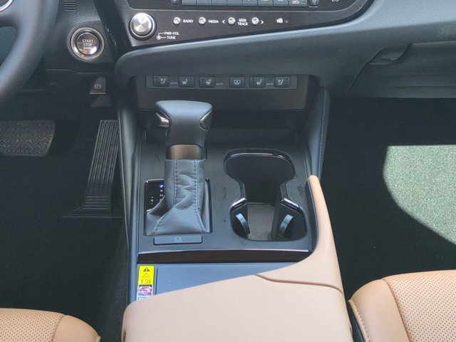 Used 2025 Lexus ES 350 w/ Premium Package FWD image 18