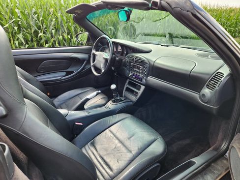 Used 1998 Porsche Boxster image 7