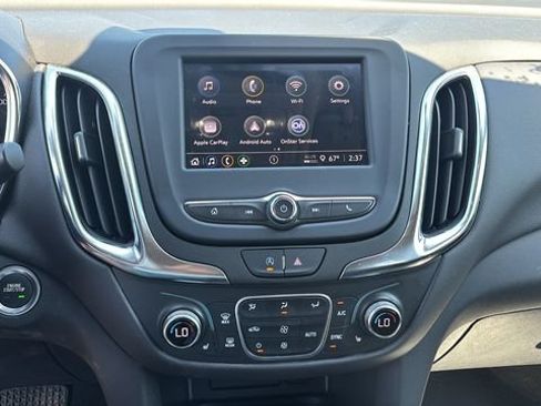 Used 2024 Chevrolet Equinox LT FWD image 24