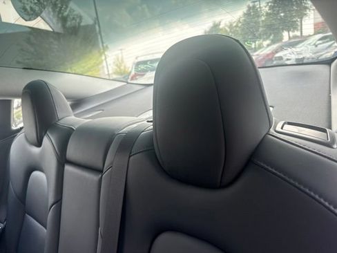 Used 2023 Tesla Model 3 Standard Range RWD image 7