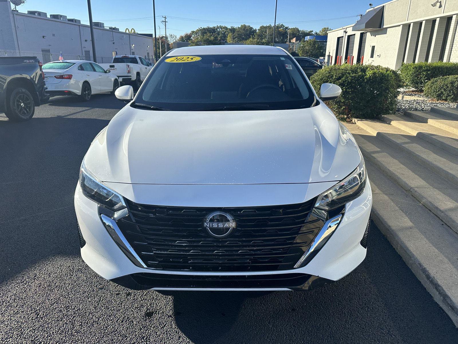 Used 2025 Nissan Sentra SV w/ All-Weather Package FWD image 4