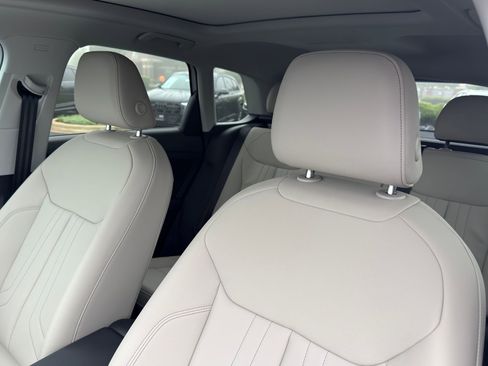 New 2026 Audi Q3 quattro 2.0T AWD/4WD image 11