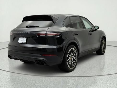 Used 2022 Porsche Cayenne Platinum Edition w/ Premium Package Plus AWD/4WD image 5