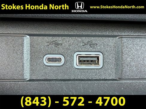 Used 2023 Chevrolet Colorado Z71 w/ Z71 Convenience Package 2 image 20