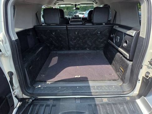 Used 2011 Toyota FJ Cruiser 4WD w/ Upgrade Pkg image 14