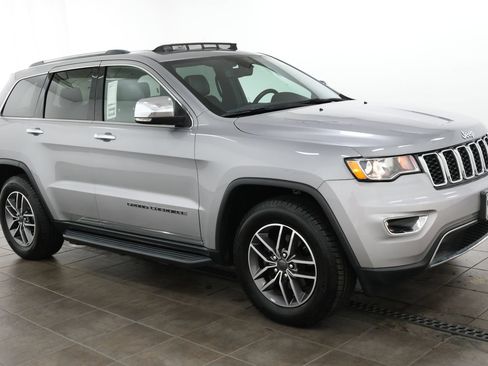 Used 2020 Jeep Grand Cherokee Limited w/ Trailer Tow Group IV AWD/4WD image 6