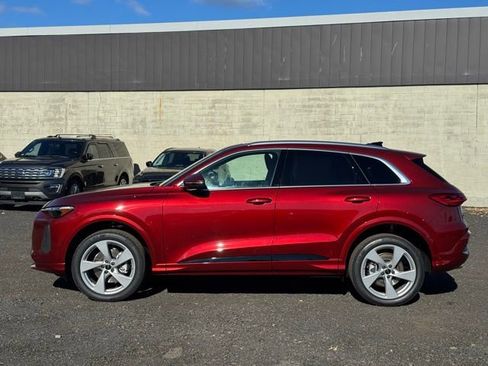 New 2025 Audi Q5 Premium Plus image 5