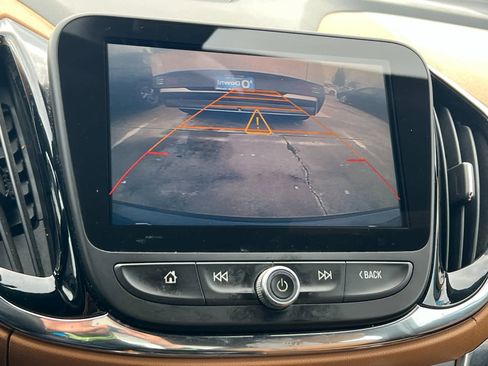 Used 2017 Chevrolet Volt Premier w/ Driver Confidence II Package image 20