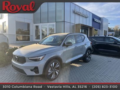 New 2026 Volvo XC40 B5 Ultra w/ Protection Package Premier