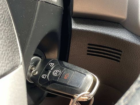 Used 2019 Ford Ranger XLT w/ Equipment Group 302A Luxury AWD/4WD image 27