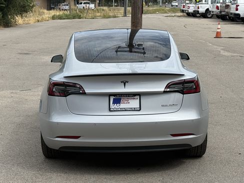 Used 2018 Tesla Model 3 Performance AWD/4WD image 5