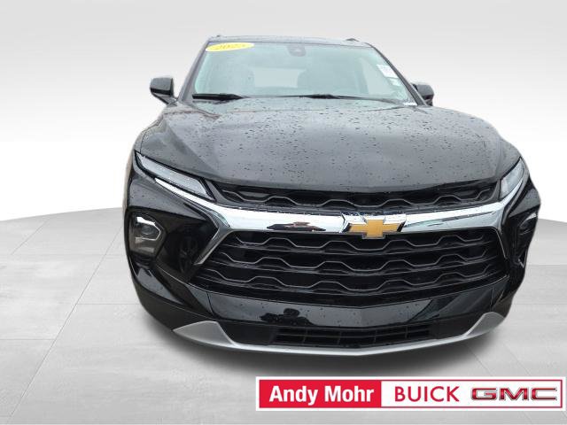 Used 2025 Chevrolet Blazer LT w/ Convenience Package FWD image 3