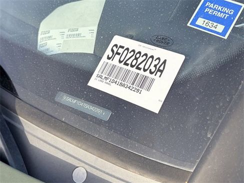 Used 2011 Land Rover Range Rover HSE image 10