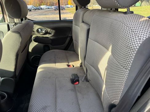 Used 2010 Nissan Cube 1.8 S Krom Edition w/ Interior Designer Pkg FWD image 40