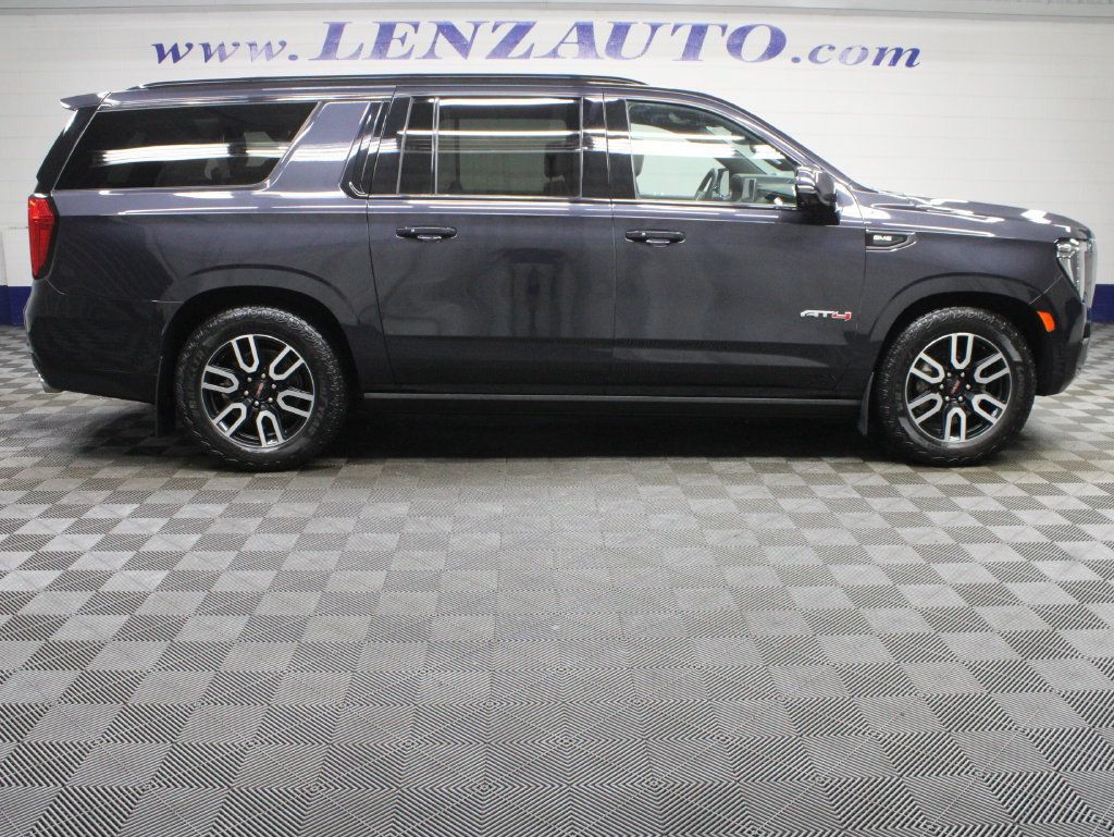 Used 2024 GMC Yukon XL AT4 w/ AT4 Premium Plus Package AWD/4WD image 2