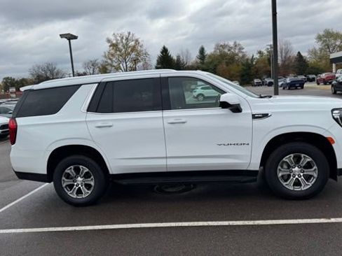 Certified 2023 GMC Yukon SLE image 4