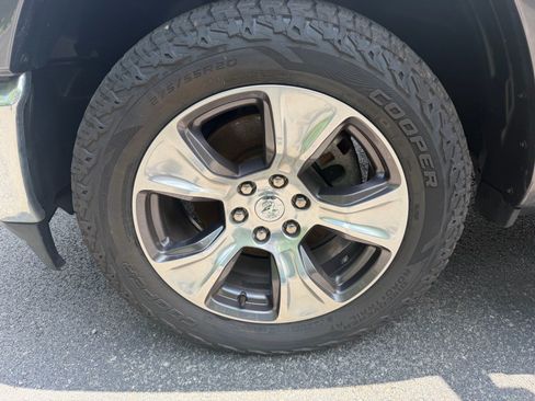 Used 2022 RAM 1500 Laramie AWD/4WD image 27
