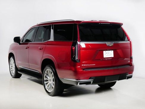 Used 2024 Cadillac Escalade Premium Luxury image 33