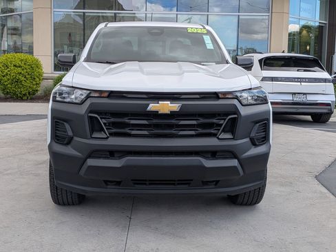 Used 2025 Chevrolet Colorado W/T w/ WT Convenience Package II AWD/4WD image 11