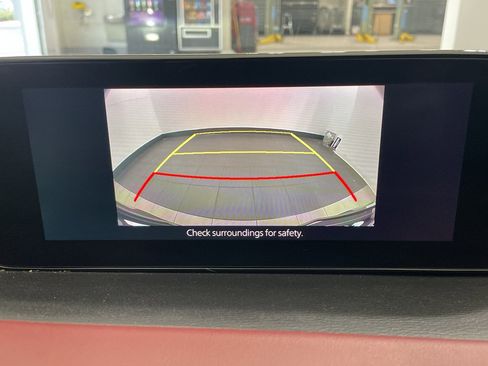 Used 2021 MAZDA MAZDA3 s image 21