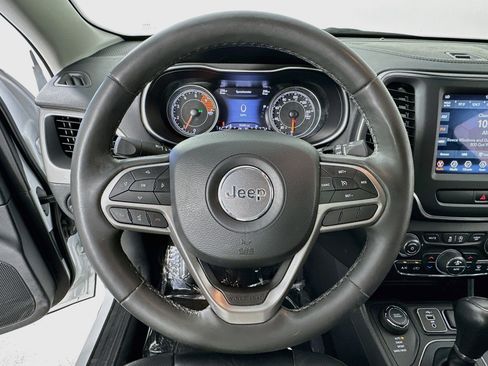 Used 2022 Jeep Cherokee Latitude Lux image 11