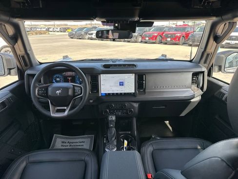 New 2026 Ford Bronco Badlands AWD/4WD image 17