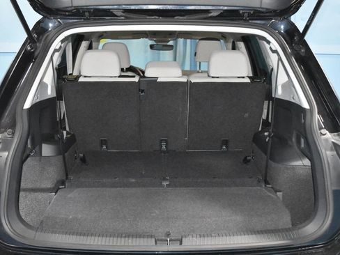 Used 2024 Volkswagen Tiguan S image 26