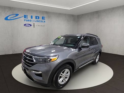 Certified 2022 Ford Explorer XLT AWD/4WD image 5