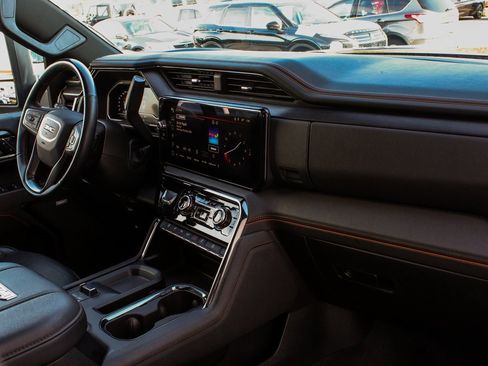 Used 2024 GMC Sierra 2500 AT4 w/ Technology Package image 41