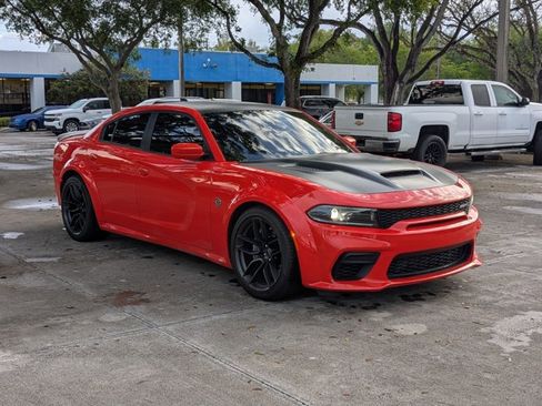 Used 2022 Dodge Charger SRT Hellcat image 3