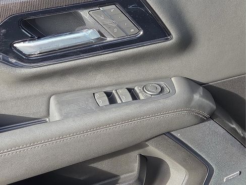 New 2026 GMC Yukon XL Elevation w/ Elevation Premium Package image 15