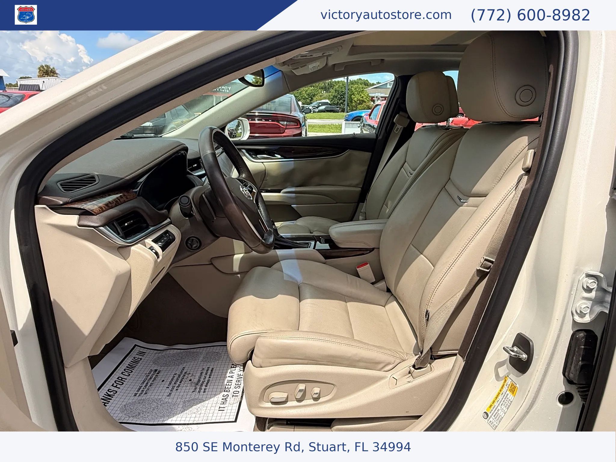 Used 2013 Cadillac XTS Premium FWD image 2