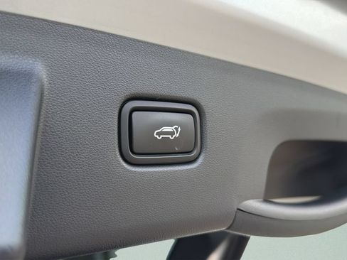 Used 2022 Hyundai Tucson Limited AWD/4WD image 28