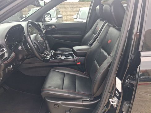 Used 2025 Dodge Durango GT AWD/4WD image 4