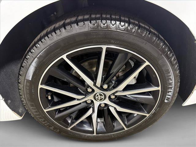 Used 2023 Toyota Camry SE FWD image 19