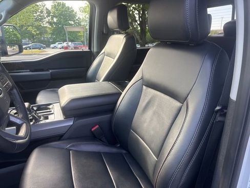 Used 2023 Ford F150 Lariat w/ Trailer Tow Package image 11