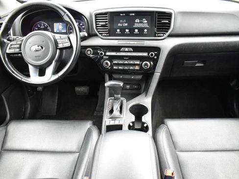 Used 2022 Kia Sportage EX AWD/4WD image 17