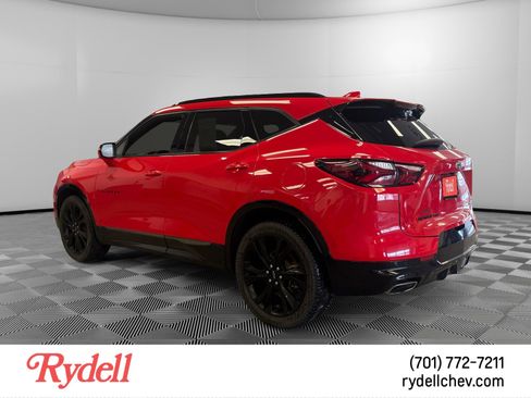 Used 2021 Chevrolet Blazer RS w/ Enhanced Convenience Package image 3
