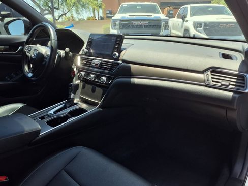 Used 2022 Honda Accord Sport image 10