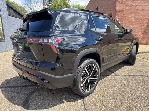 New 2026 Chevrolet Equinox RS w/ Convenience Package III AWD/4WD image 3