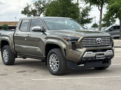 New 2026 Toyota Tacoma Limited AWD/4WD image 3