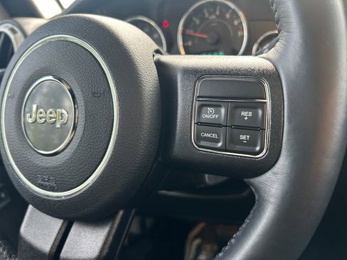 Used 2017 Jeep Wrangler Unlimited Sahara w/ Max Tow Package image 18