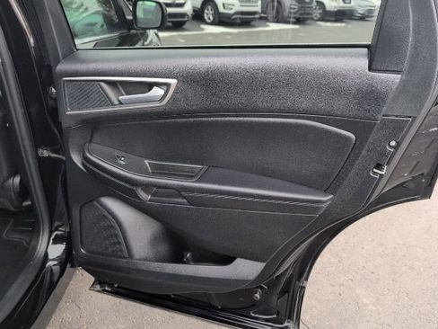 Used 2024 Ford Edge SEL w/ Convenience Package image 19