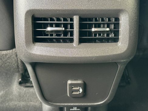 Certified 2022 GMC Terrain AT4 w/ Infotainment Package II AWD/4WD image 15