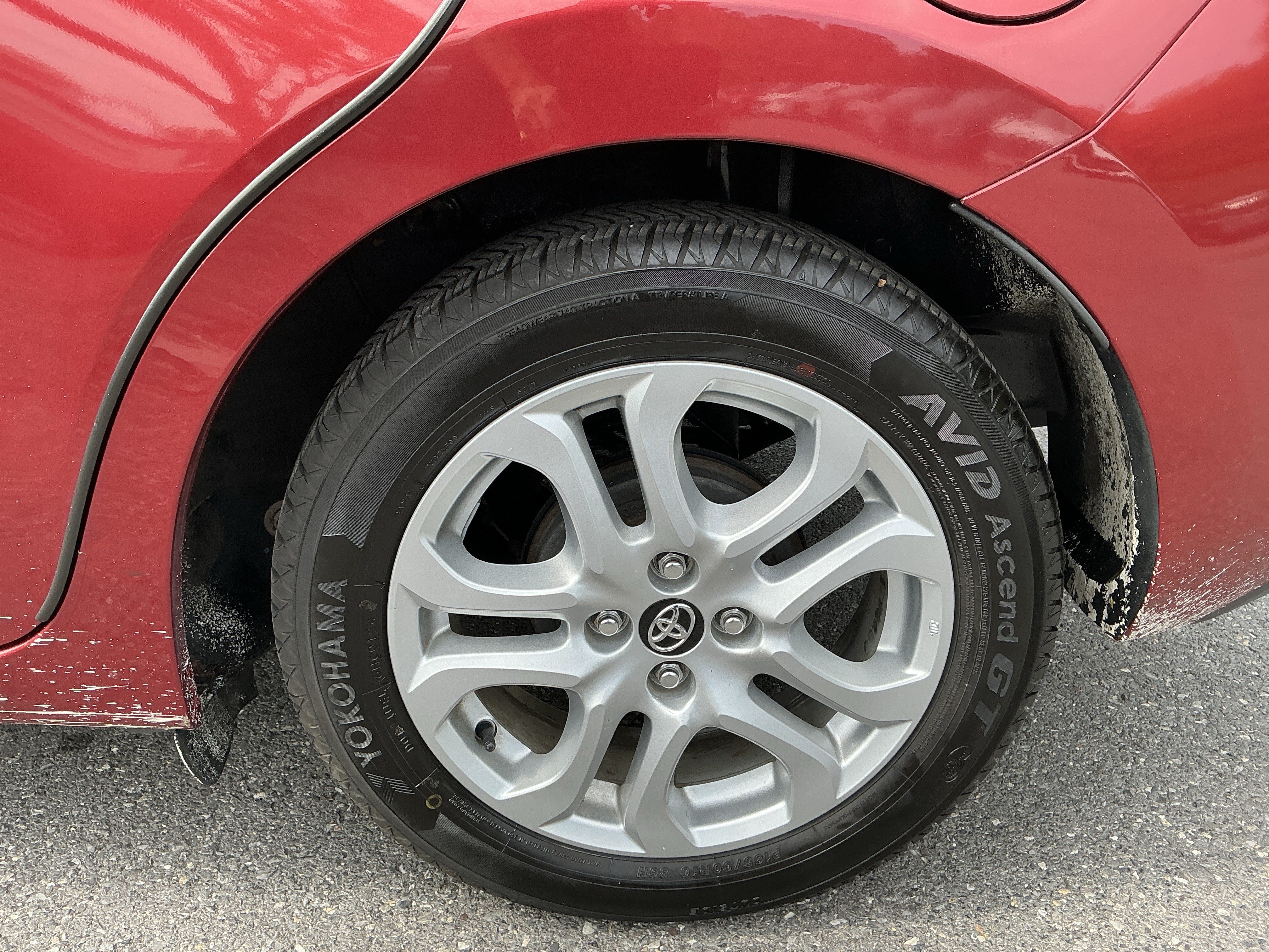 Used 2017 Toyota Yaris iA FWD image 9