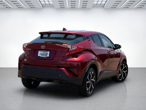 Used 2018 Toyota C-HR XLE FWD image 8