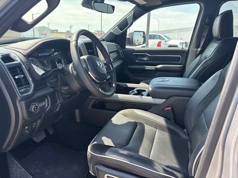 Used 2025 RAM 1500 Laramie AWD/4WD image 14