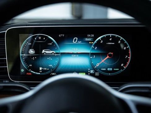 Used 2022 Mercedes-Benz GLS 450 4MATIC w/ AMG Line Exterior image 35